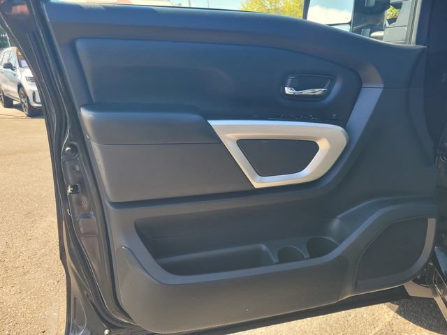 Used 2021 Nissan Titan SV w/ SV Convenience Package AWD/4WD image 18