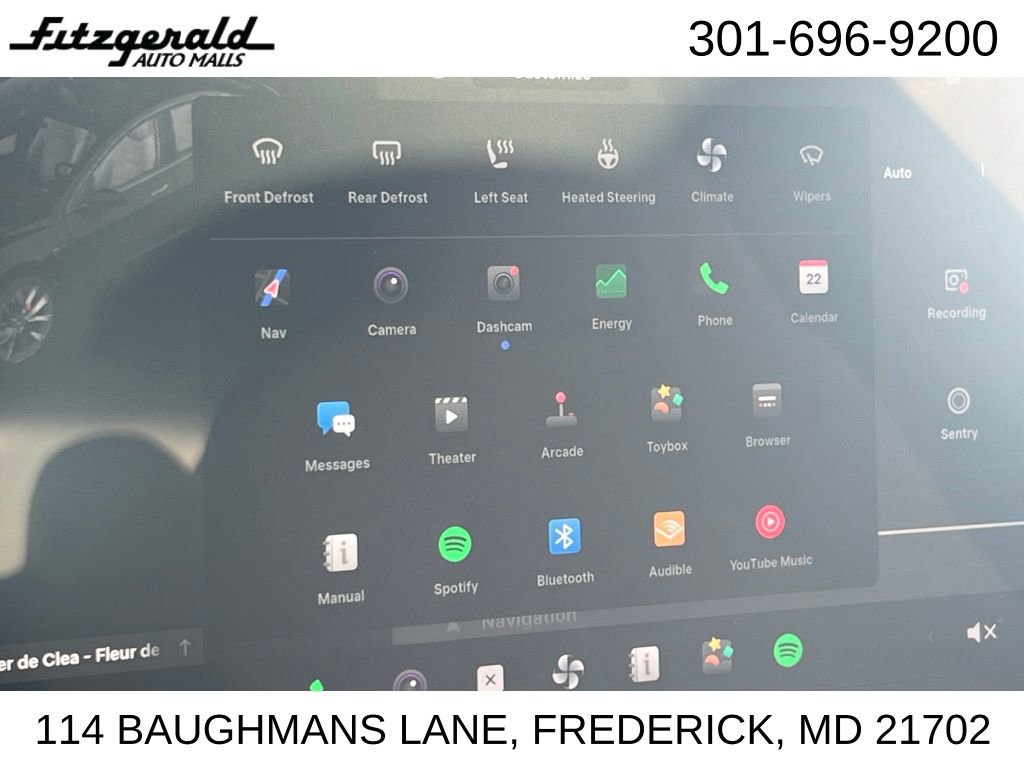 Used 2021 Tesla Model 3 Performance image 22