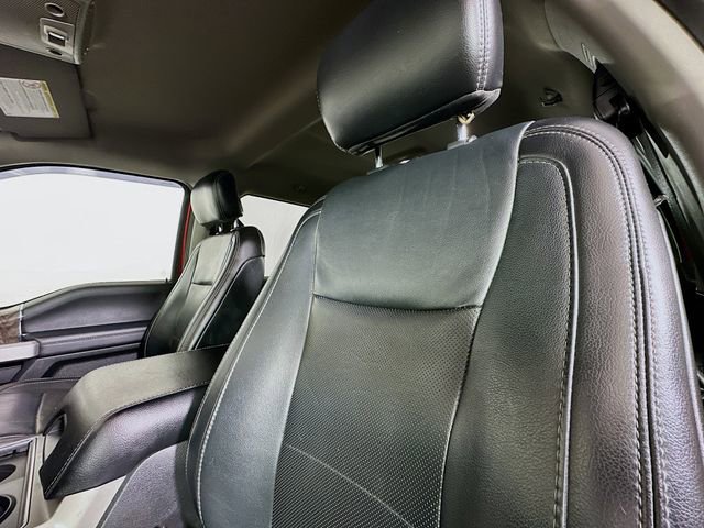 Used 2019 Ford F350 Lariat w/ Chrome Package image 23