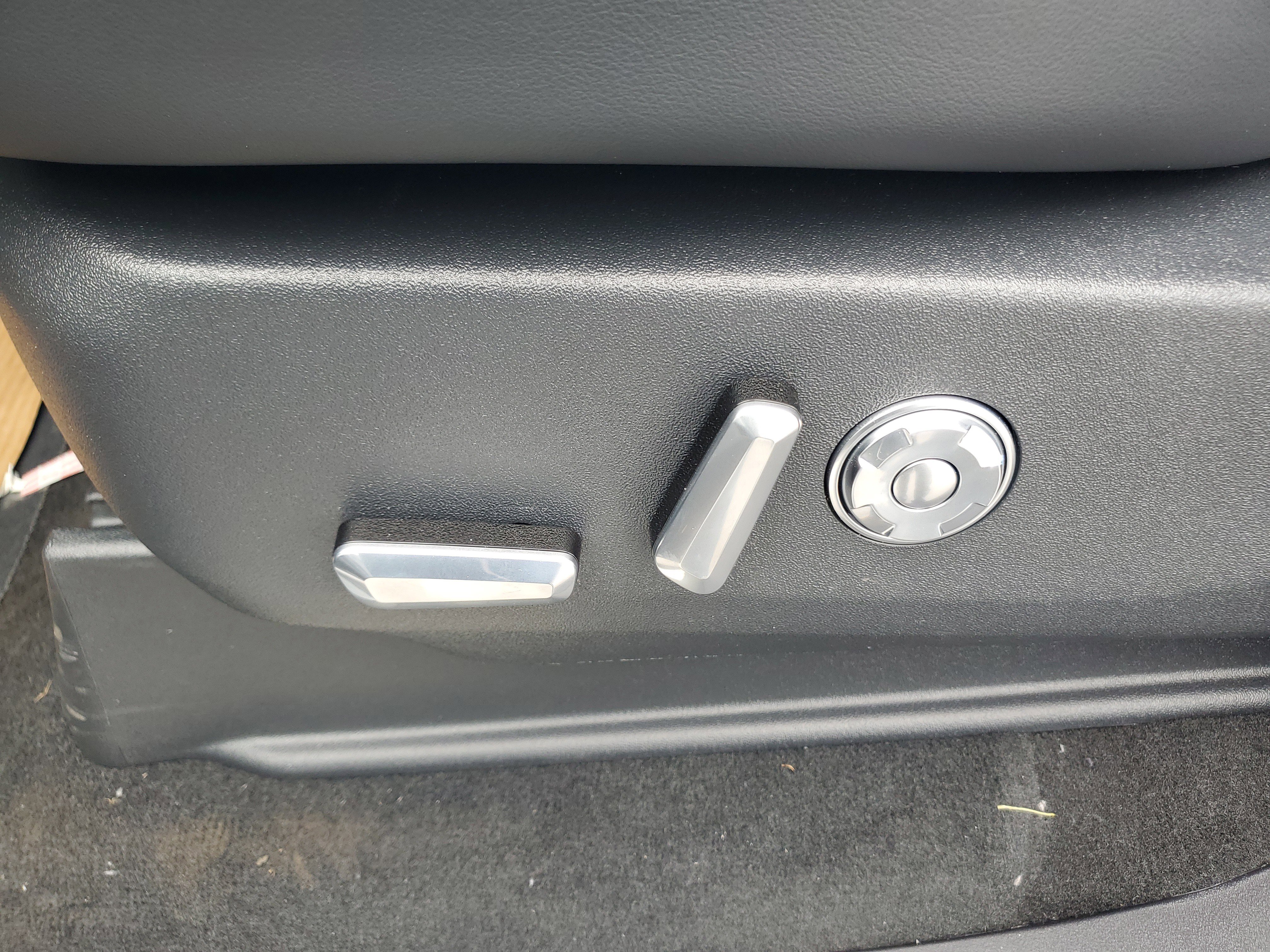 New 2026 Lincoln Navigator Black Label AWD/4WD image 13