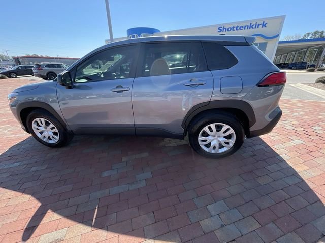 Used 2024 Toyota Corolla Cross L image 33