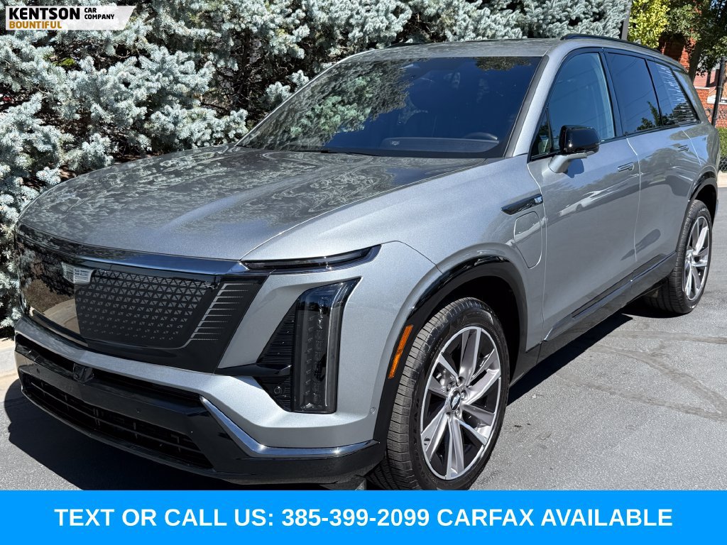 Used 2026 Cadillac Vistiq Sport w/ LPO, Floor Liner Package AWD/4WD image 3