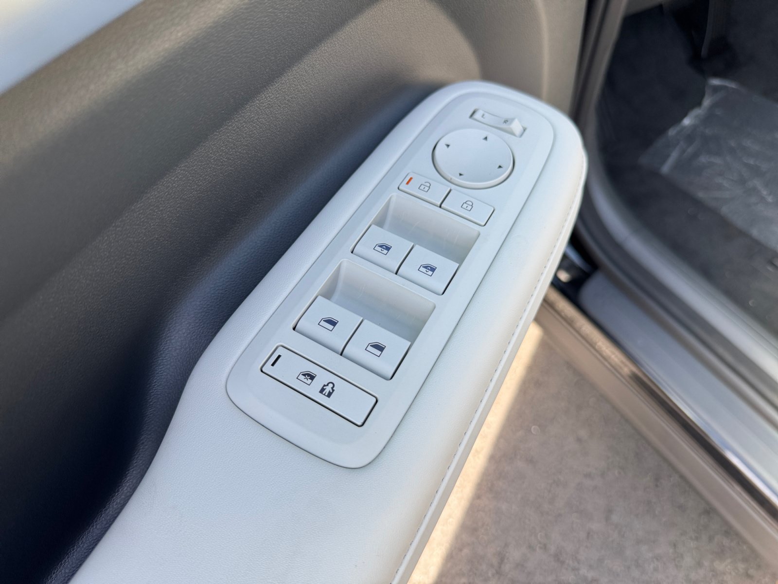 New 2026 Hyundai Santa Fe SEL AWD/4WD image 16