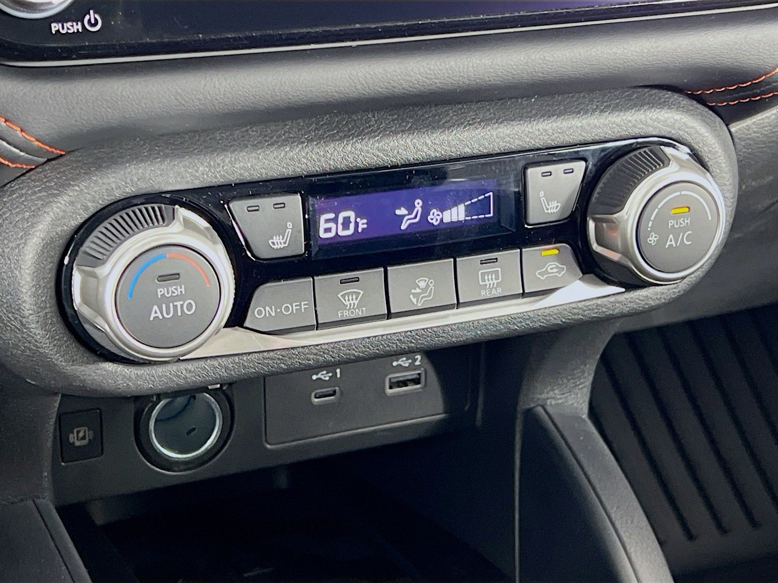 New 2025 Nissan Versa SR w/ Trunk Package FWD image 10
