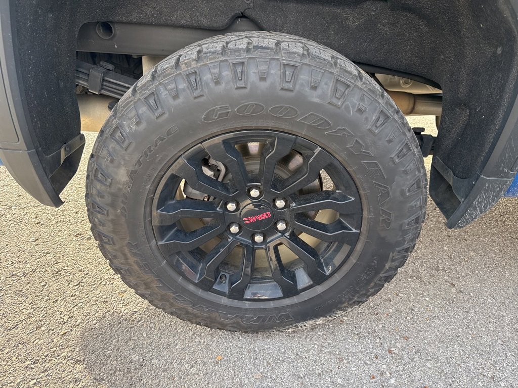 Used 2022 GMC Sierra 1500 AT4X image 20
