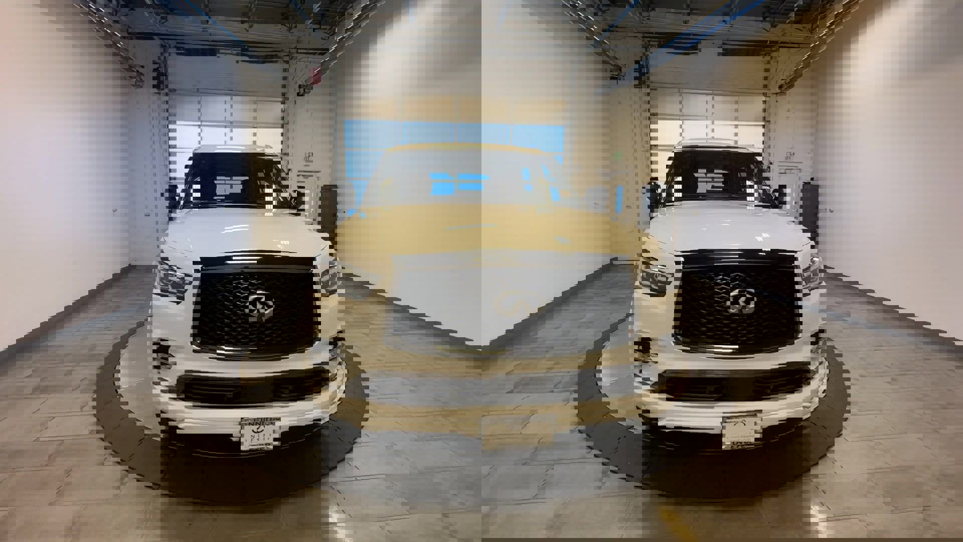 Certified 2024 INFINITI QX80 Sensory image 3