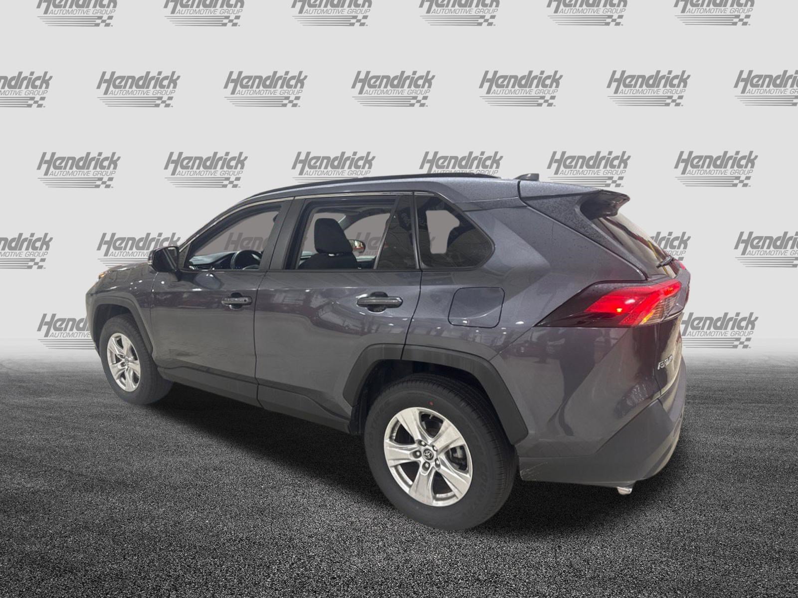 Used 2019 Toyota RAV4 XLE w/ Convenience Package AWD/4WD image 8
