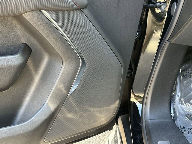 Used 2025 Chevrolet Suburban RST image 23