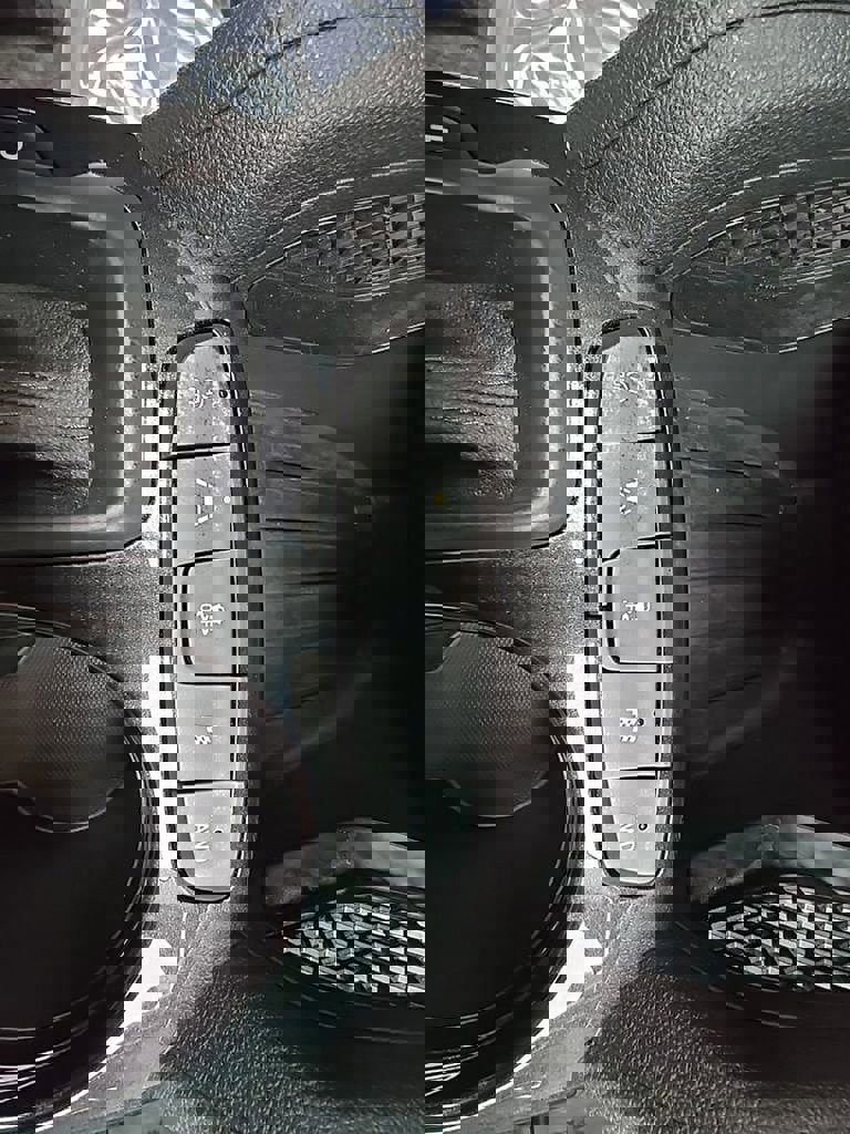 Used 2023 Chevrolet TrailBlazer LT w/ Convenience Package image 21