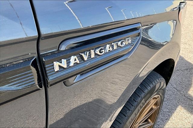 Used 2022 Lincoln Navigator Black Label image 8