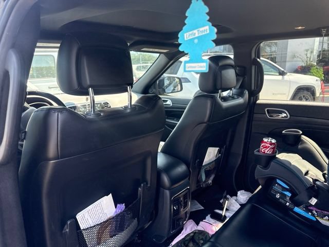 Used 2019 Jeep Grand Cherokee Altitude AWD/4WD image 9