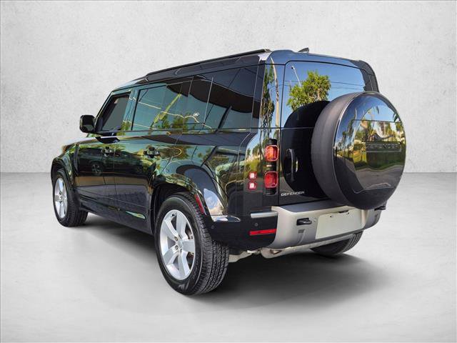 Certified 2024 Land Rover Defender 110 X-Dynamic SE AWD/4WD image 8