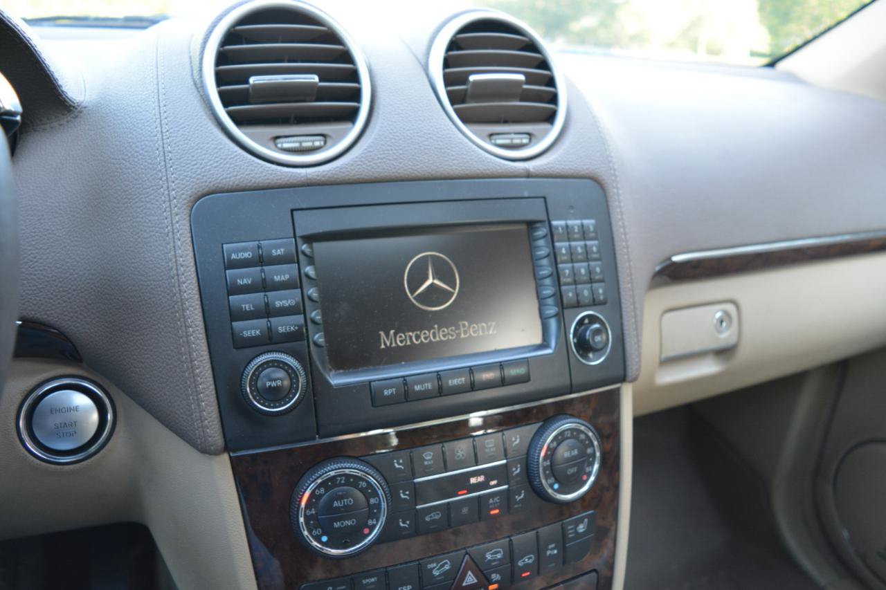 Used 2008 Mercedes-Benz GL 550 4MATIC image 22
