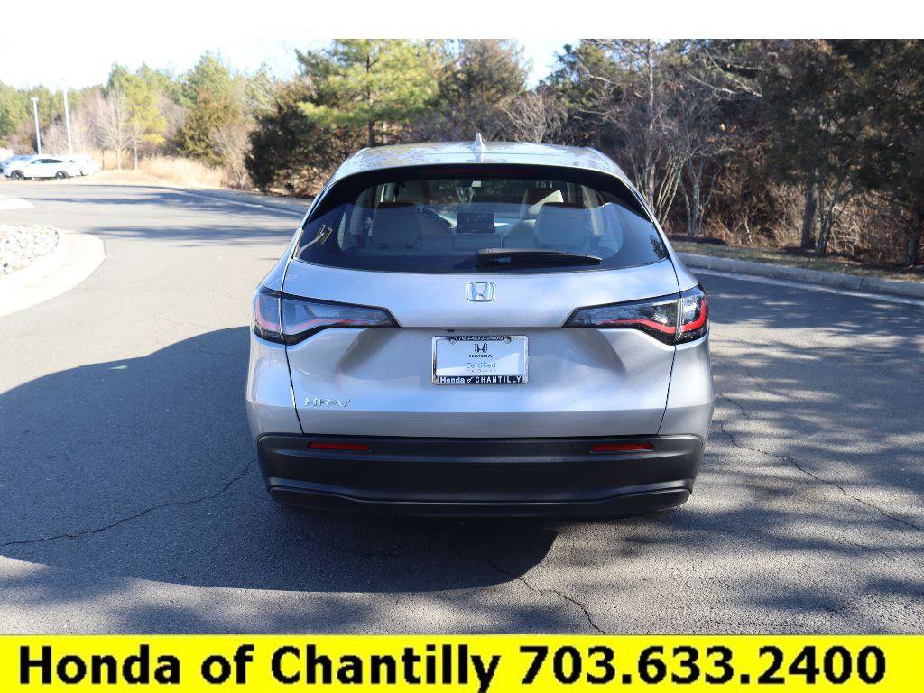 Certified 2023 Honda HR-V LX image 6