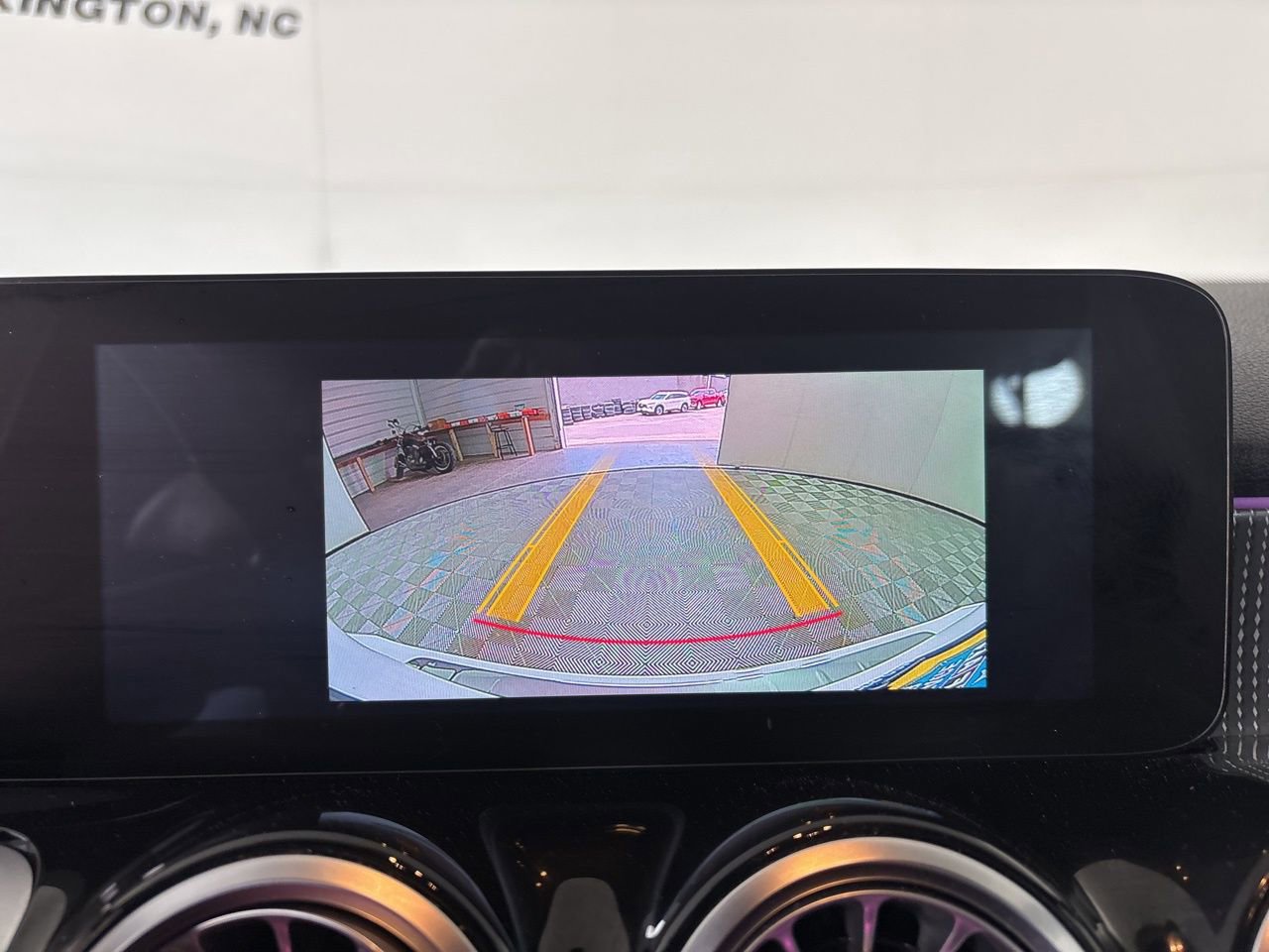 Used 2022 Mercedes-Benz GLB 250 4MATIC image 18