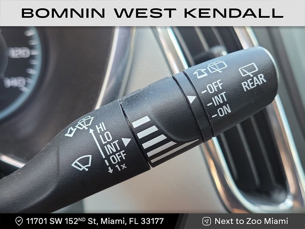 Used 2022 Chevrolet Equinox LS image 10