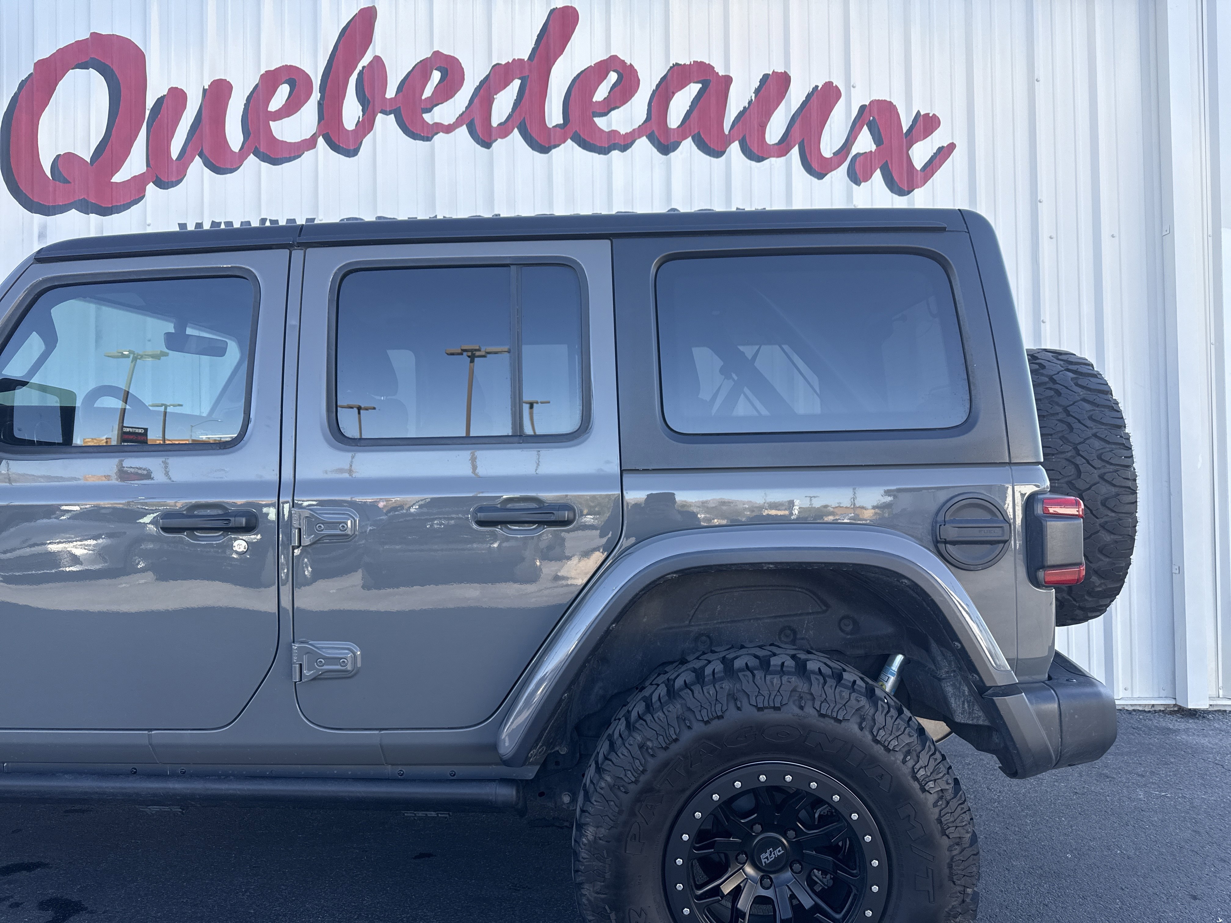 Used 2020 Jeep Wrangler Unlimited Rubicon image 2
