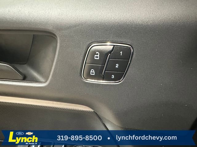 Used 2023 Ford Bronco Sport Outer Banks w/ Tech Package AWD/4WD image 8