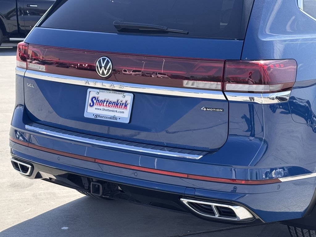 Used 2025 Volkswagen Atlas SEL Premium R-Line image 6