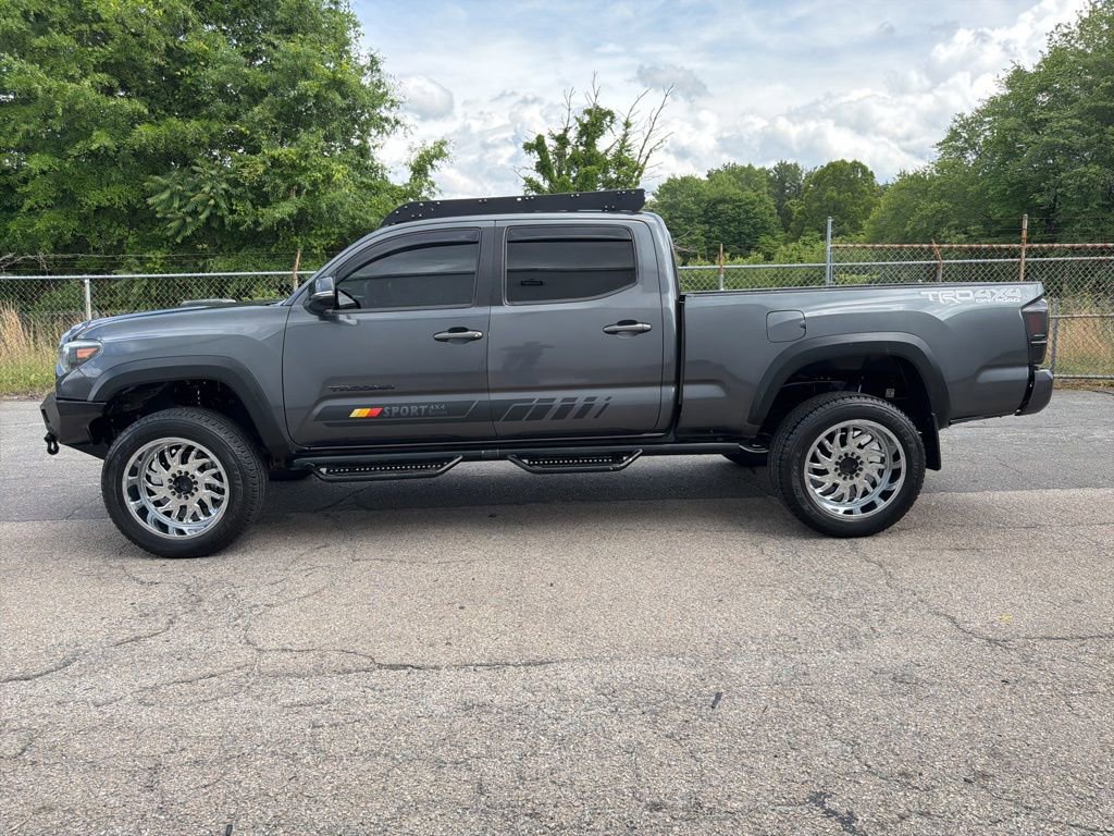 Used 2021 Toyota Tacoma TRD Off-Road w/ Technology Package AWD/4WD image 5