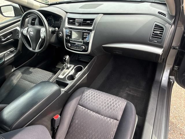 Used 2018 Nissan Altima 2.5 SV FWD image 16