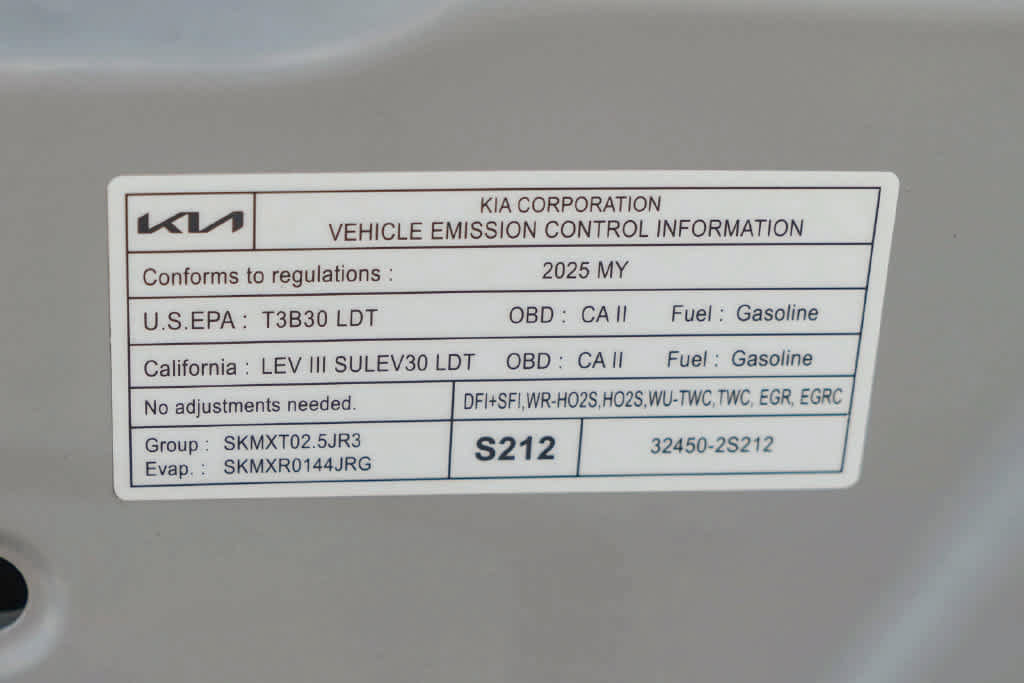 Certified 2025 Kia Sorento S w/ Panoramic Sunroof Package FWD image 28