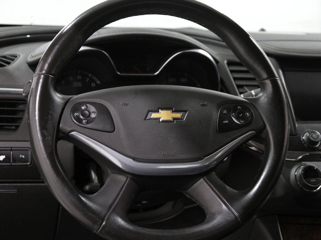 Used 2014 Chevrolet Impala LT w/ Convenience Package image 7