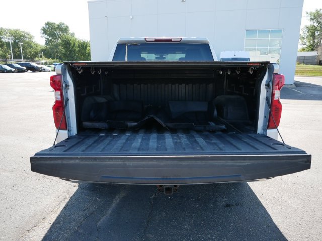 Used 2021 Chevrolet Silverado 1500 LT AWD/4WD image 12