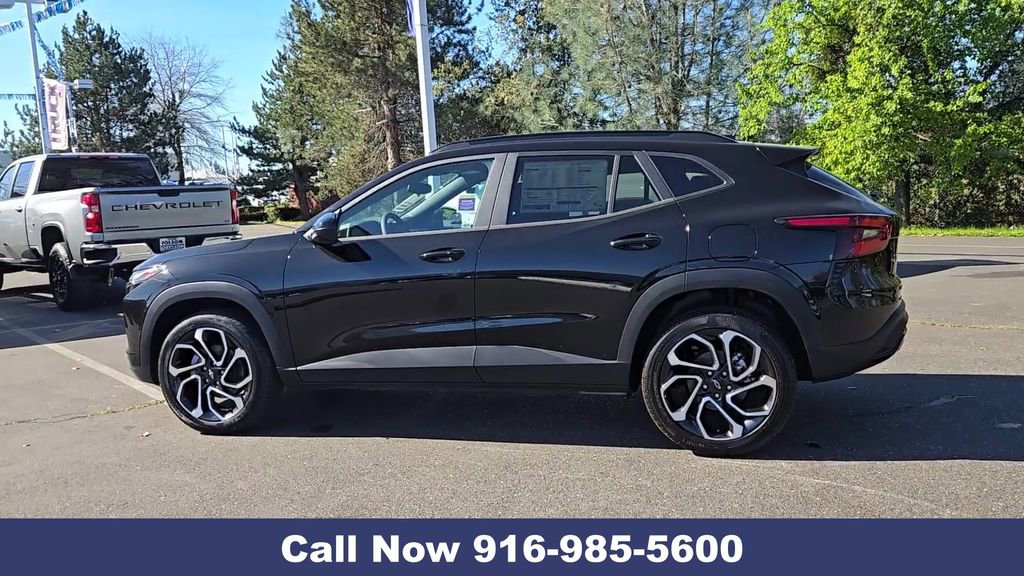 New 2026 Chevrolet Trax RS image 8