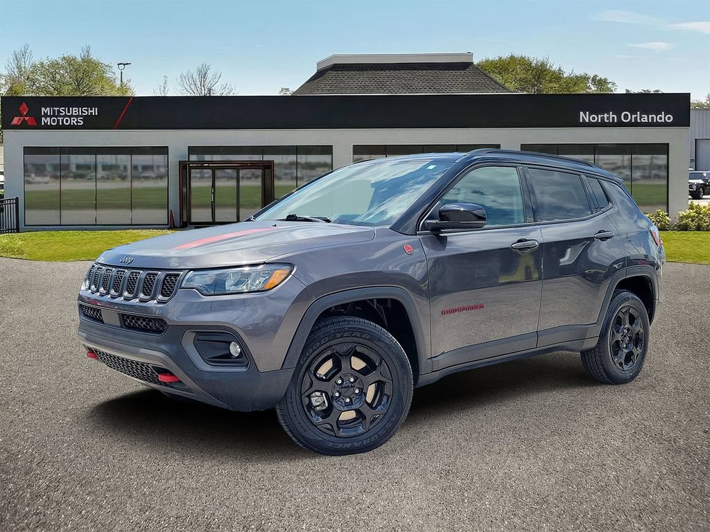 Used 2024 Jeep Compass Trailhawk AWD/4WD image 1