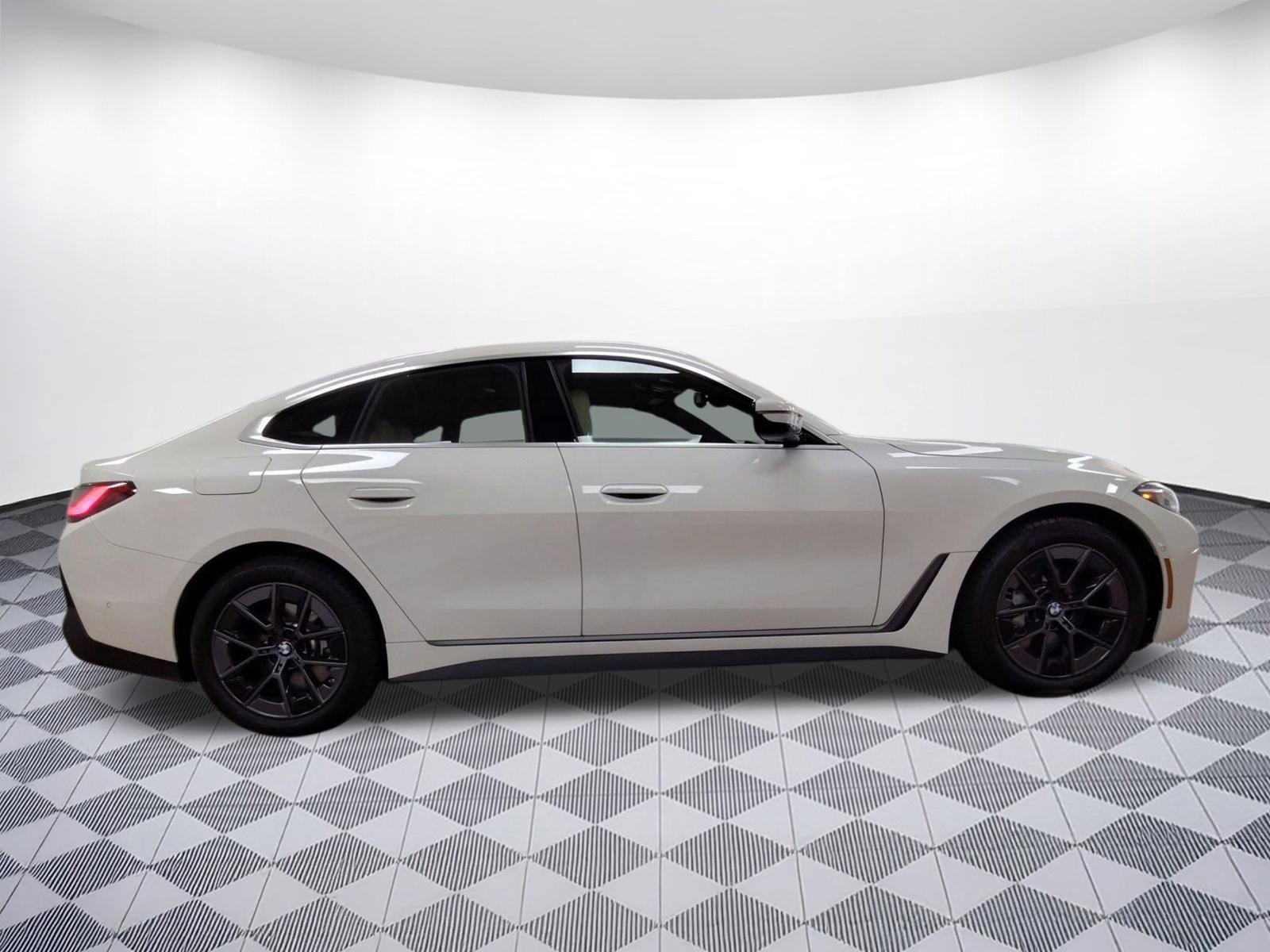 Used 2025 BMW i4 xDrive40i w/ Premium Package image 7