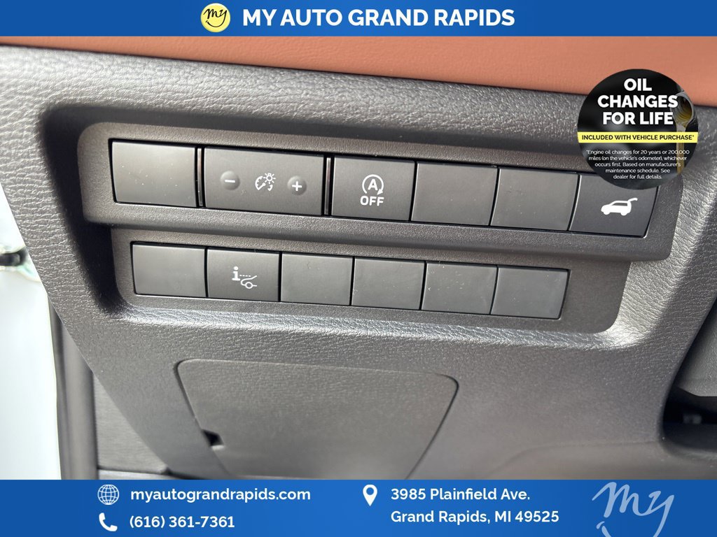 Used 2026 Mitsubishi Outlander SEL AWD/4WD image 21