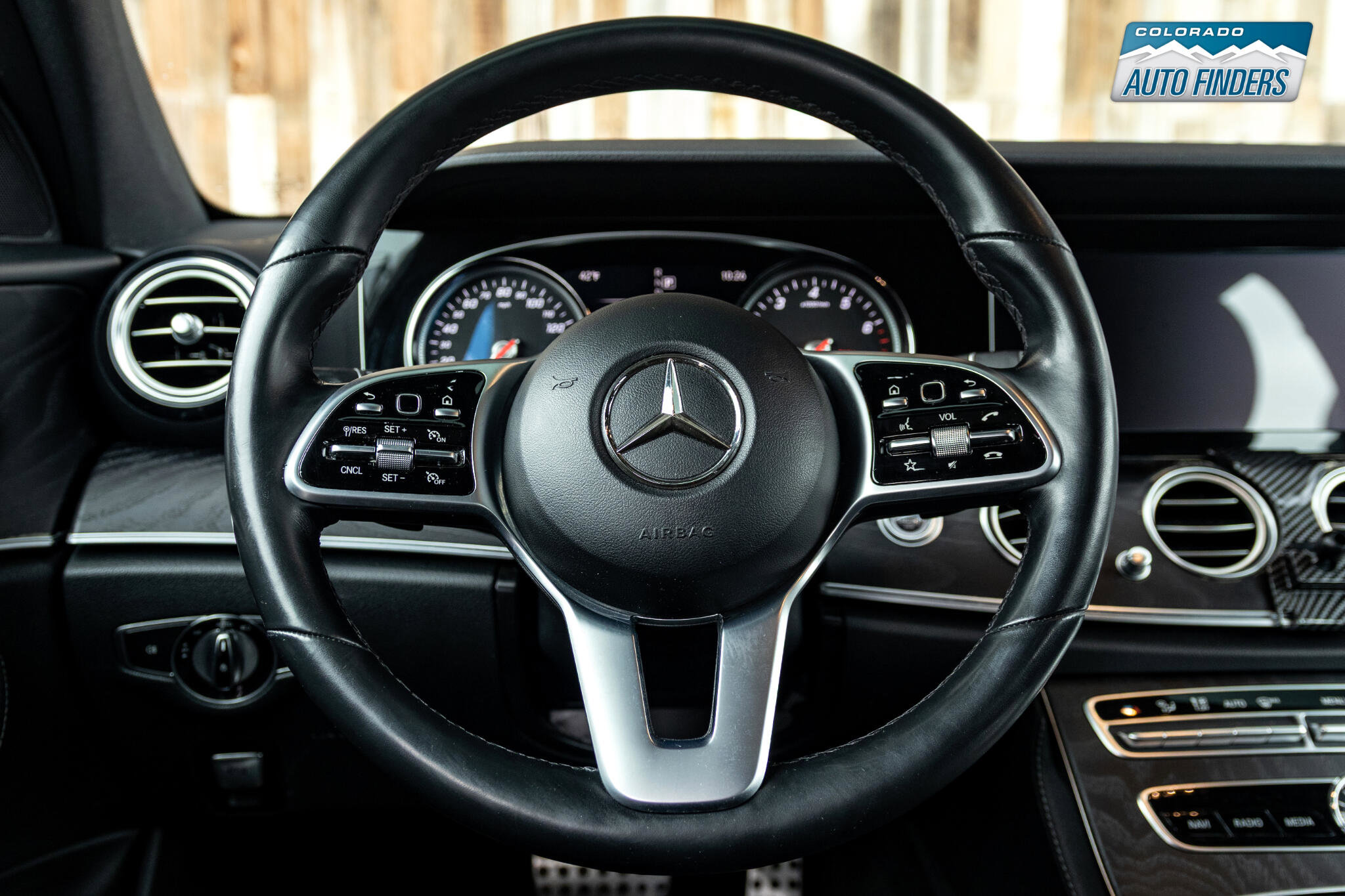 Used 2019 Mercedes-Benz E 300 4MATIC w/ Premium 1 Package image 12