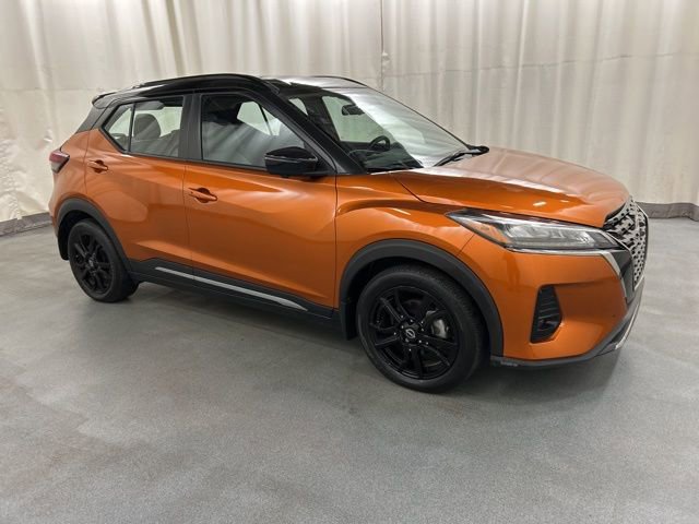 Used 2023 Nissan Kicks SR w/ SR Premium Package image 1