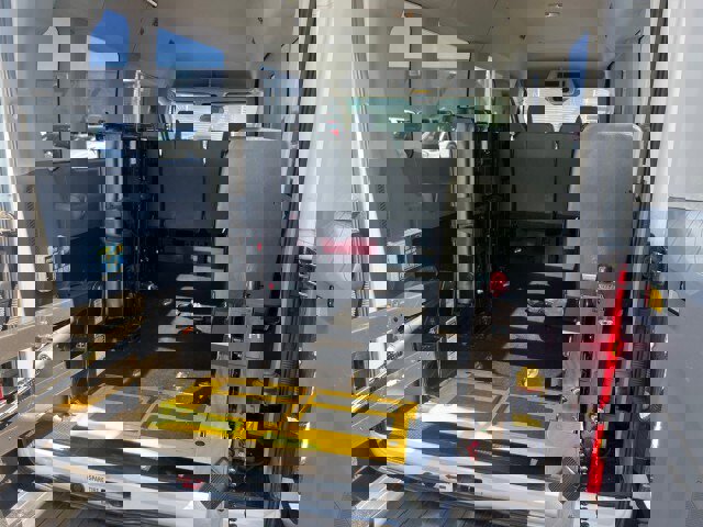 Used 2017 Ford Transit 350 XL image 8