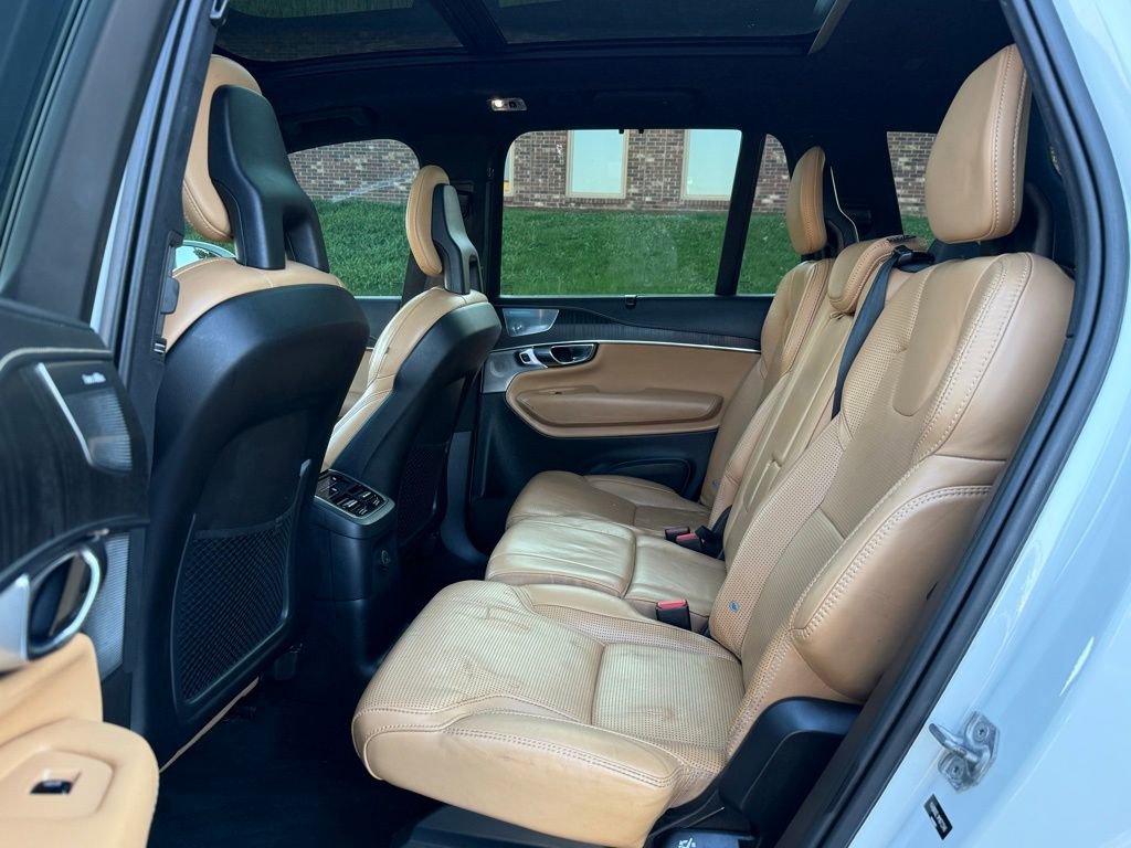 Used 2021 Volvo XC90 T8 Inscription w/ Protection Package Premier AWD/4WD image 17