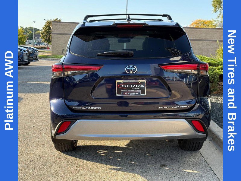 Used 2023 Toyota Highlander Platinum AWD/4WD image 4