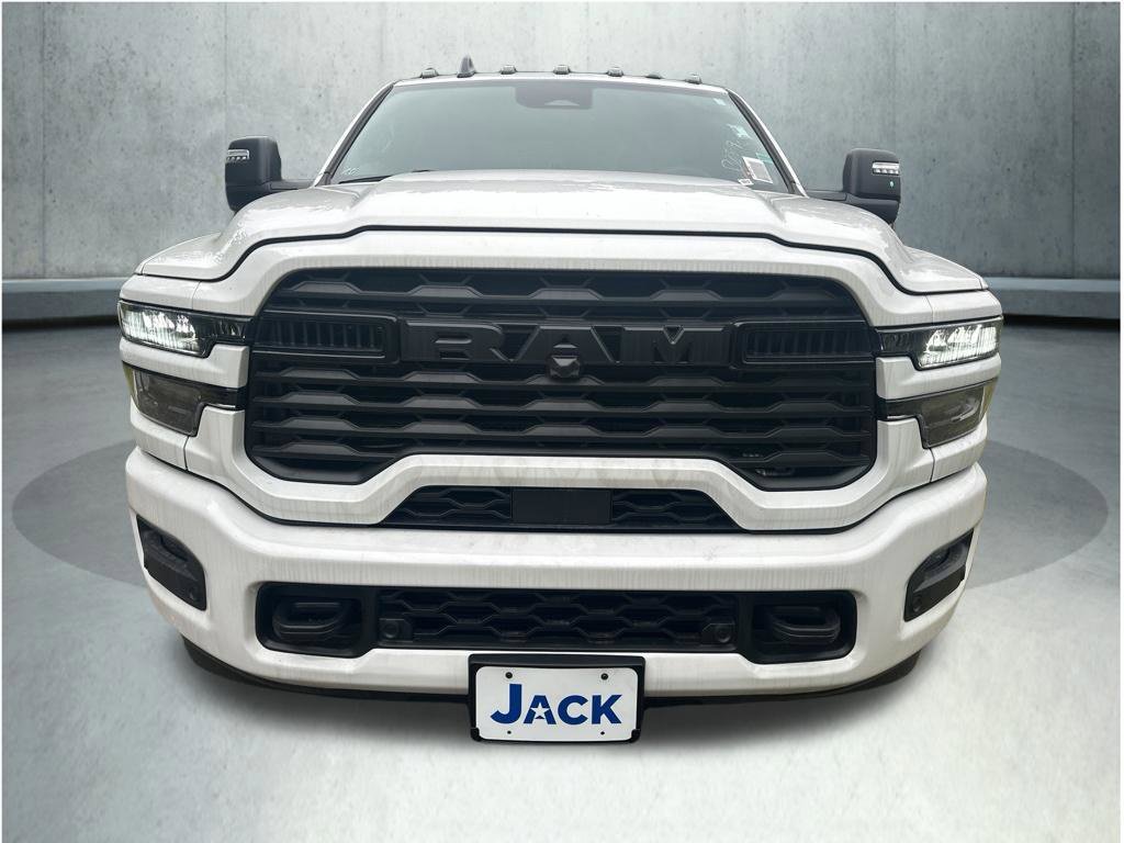 New 2026 RAM 3500 Big Horn AWD/4WD image 9