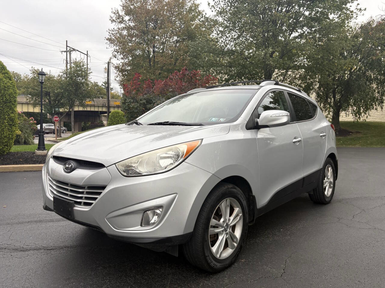 Used 2013 Hyundai Tucson GLS image 2