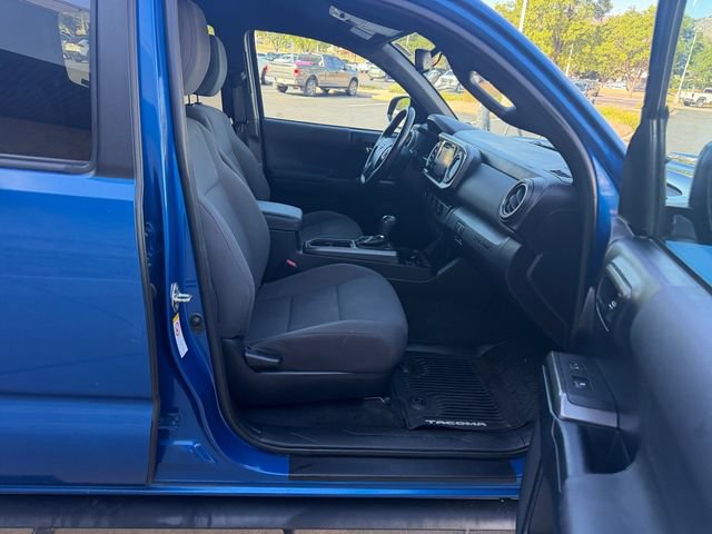 Used 2018 Toyota Tacoma TRD Sport w/ Technology Package AWD/4WD image 33