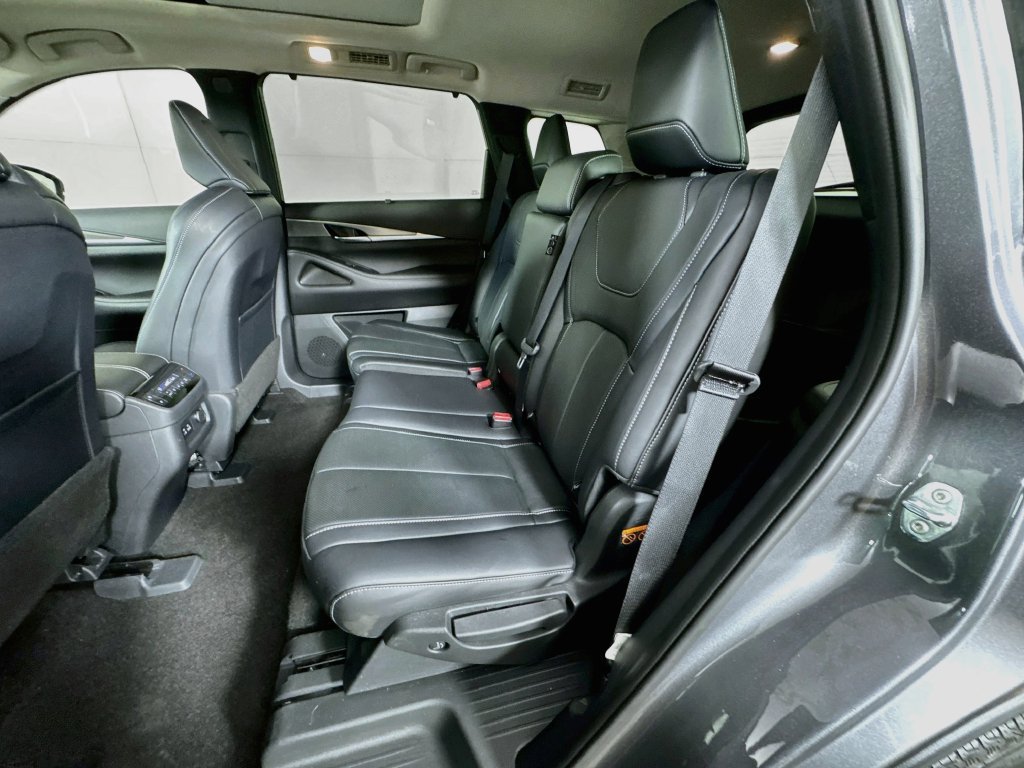 Certified 2024 INFINITI QX60 Luxe FWD image 33