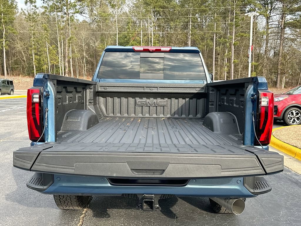 New 2026 GMC Sierra 2500 Denali w/ Denali Reserve Package image 16