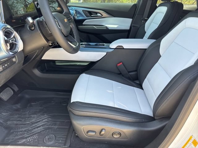New 2026 Chevrolet Equinox EV LT FWD image 9