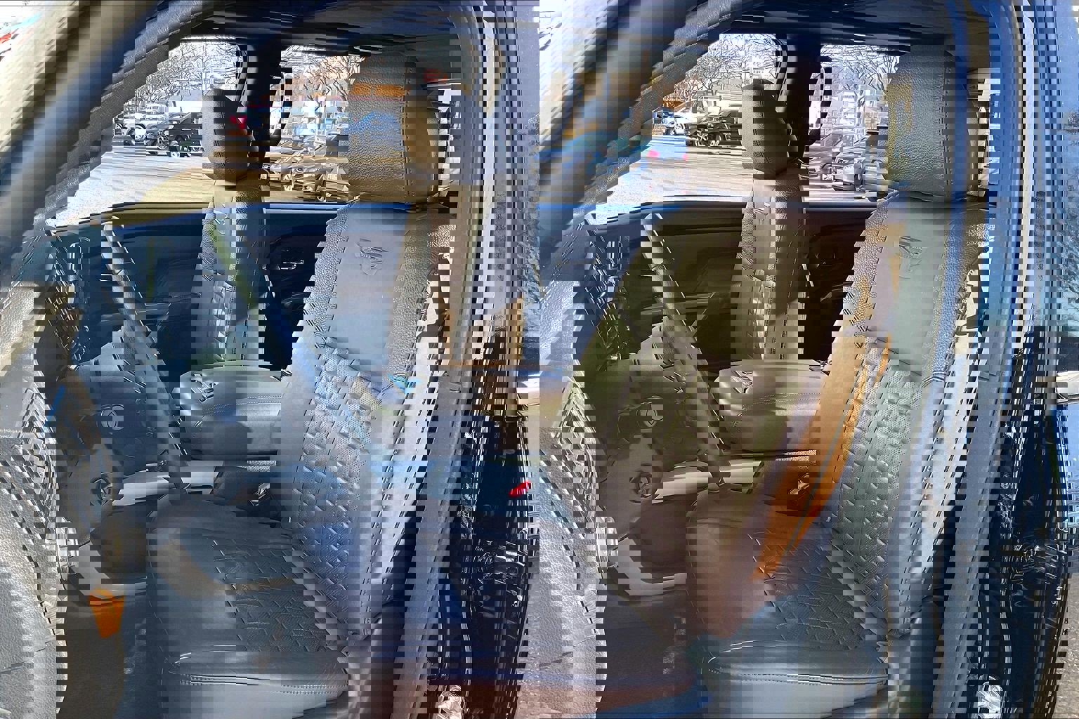 Used 2022 Nissan Titan Platinum Reserve w/ Moonroof Package image 30