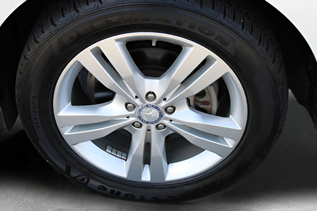 Used 2012 Mercedes-Benz ML 350 4MATIC image 2