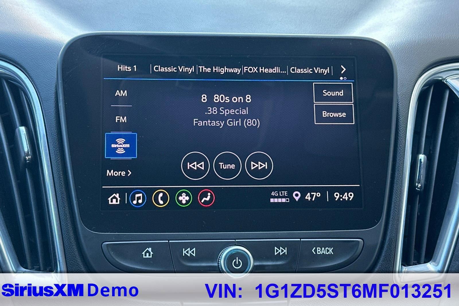 Used 2021 Chevrolet Malibu LT image 29