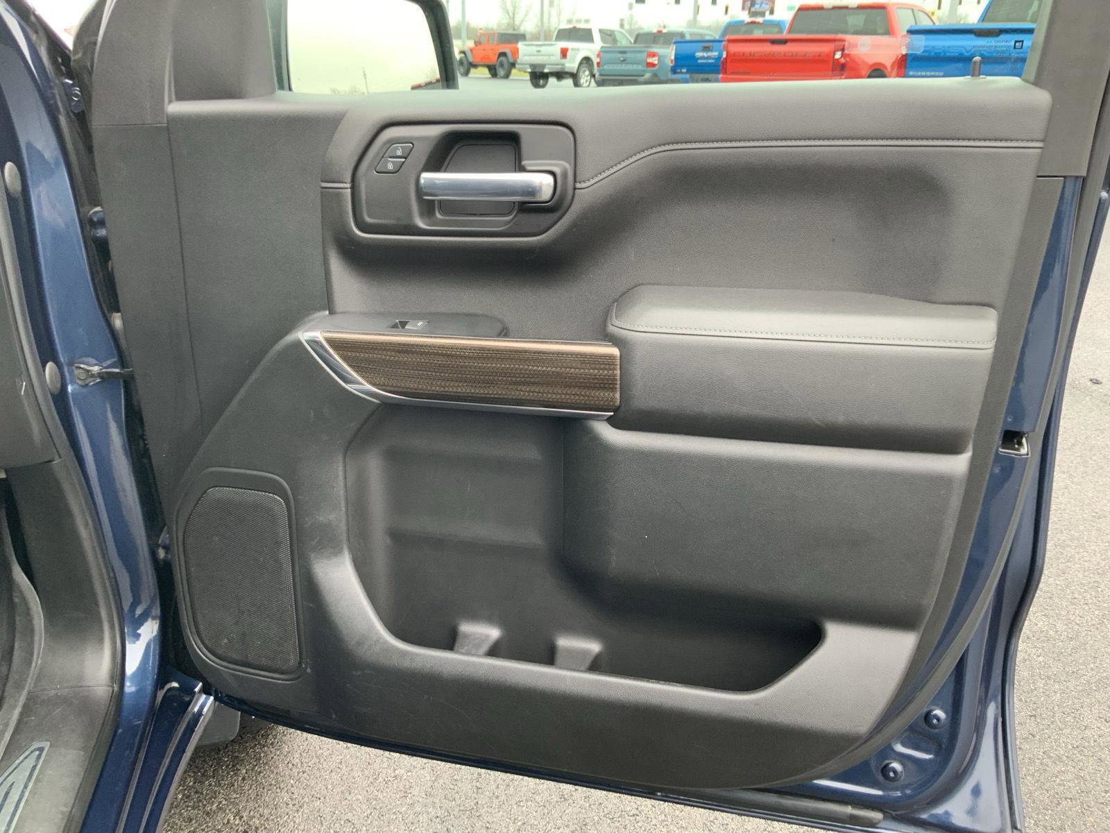 Used 2021 Chevrolet Silverado 1500 RST image 61