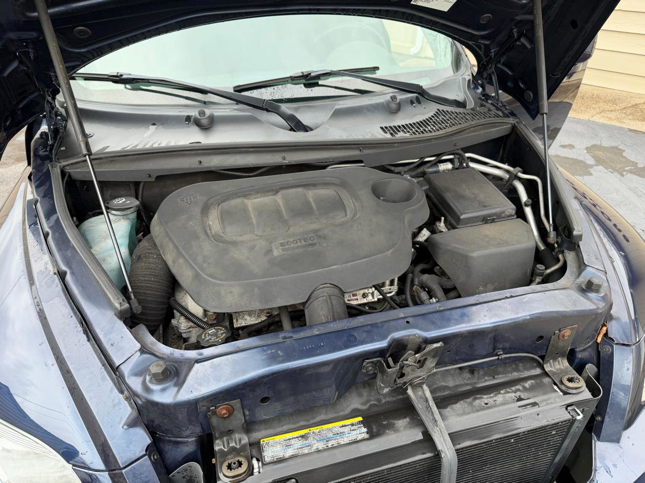 Used 2009 Chevrolet HHR LT image 18