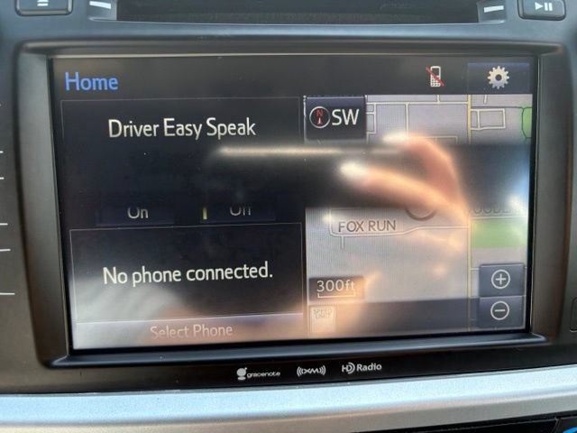 Used 2018 Toyota Highlander Limited AWD/4WD image 30
