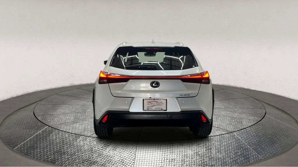 Used 2020 Lexus UX 200 200 Base w/ Premium Package image 7